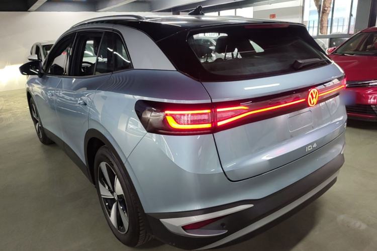 Volkswagen ID.4 2025 — 4