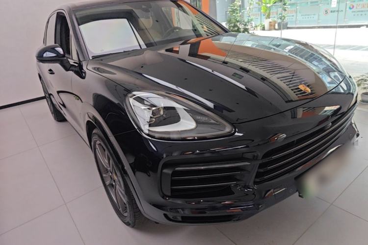 Porsche Cayenne 2023 — 3