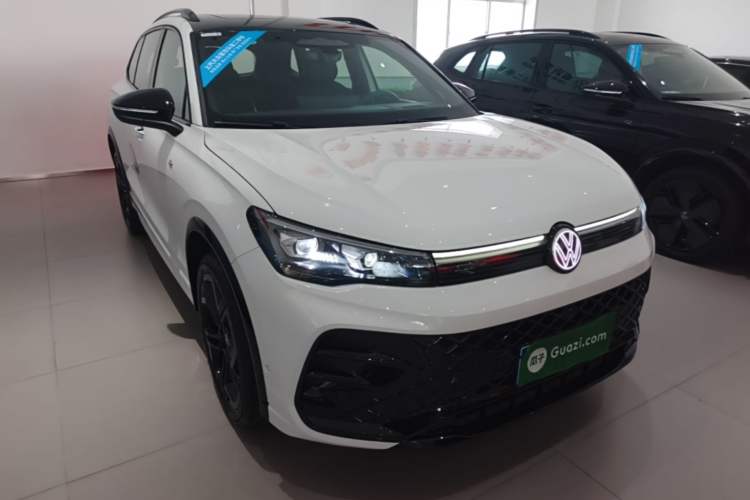 Volkswagen Tiguan L 2026 — 3