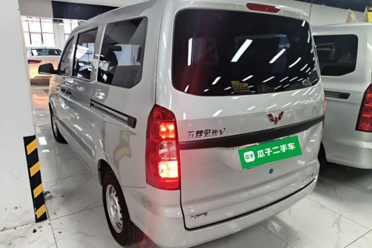 Wuling Hongguang V 2022 — фото 4
