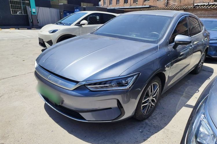 BYD Qin Plus 2024 — фото 1