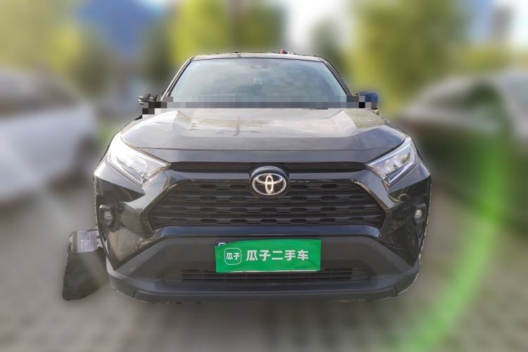 Toyota RAV4 2024 — фото 2