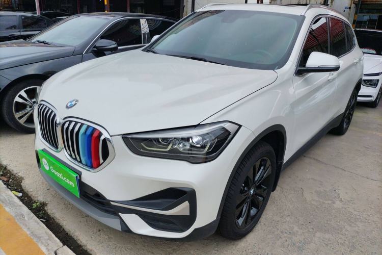 BMW X1 2020 — фото 1