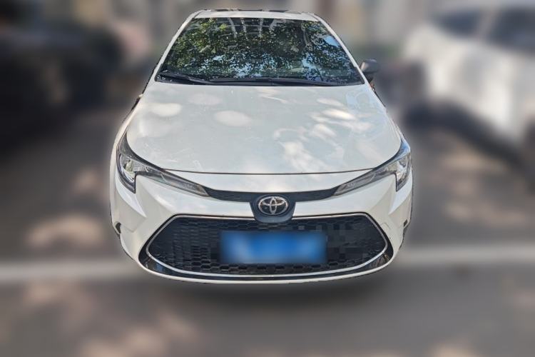 Toyota Corolla 2021 — фото 2