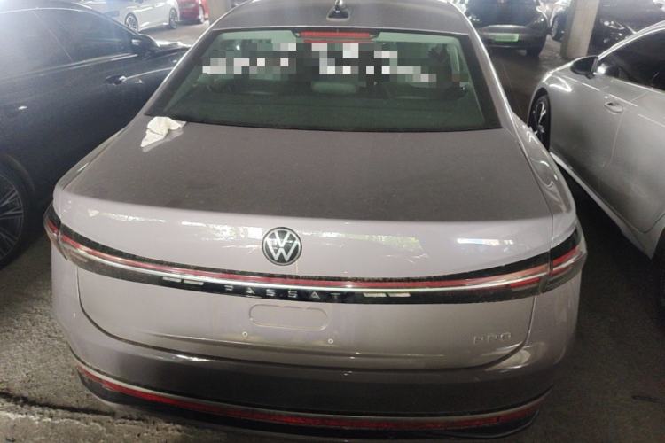 Volkswagen Passat 2025 — 5