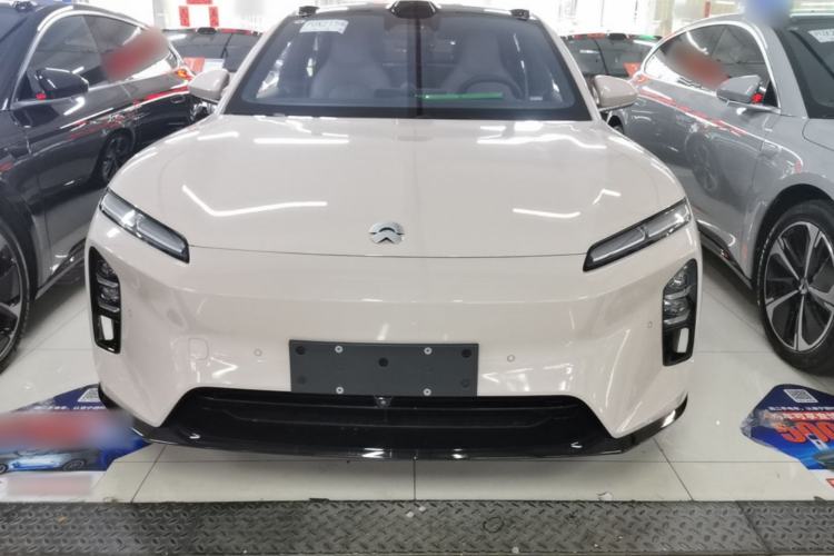 NIO ET5 2025 — 2