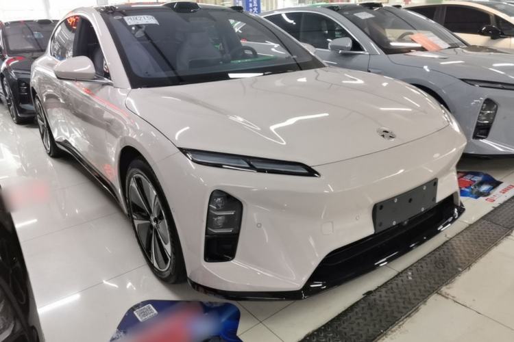 NIO ET5 2025 — 3