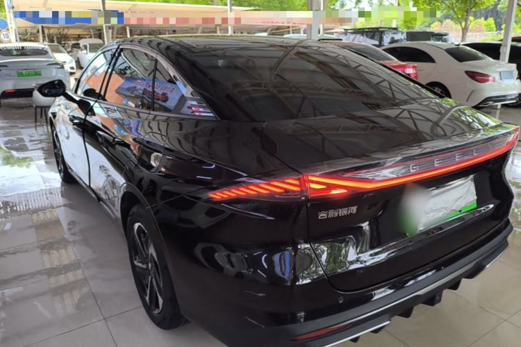 Geely Galaxy L6 2024 — 4