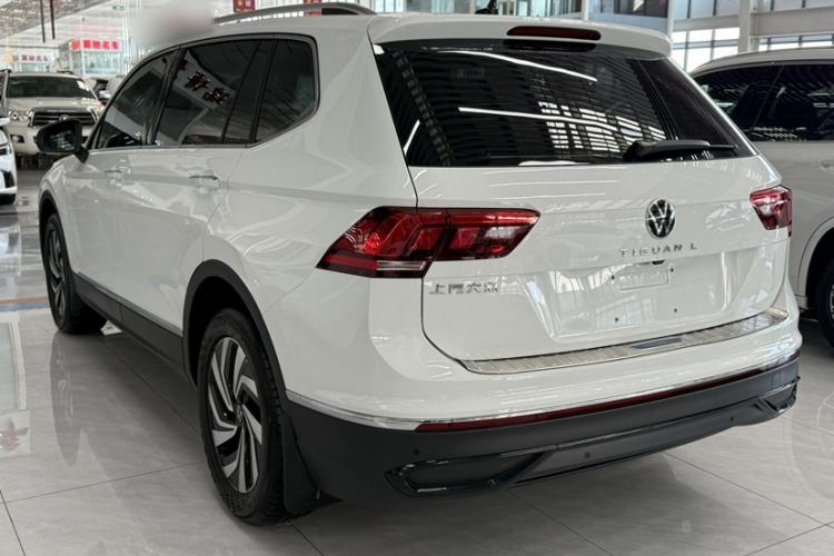 Volkswagen Tiguan L 2025 — 4
