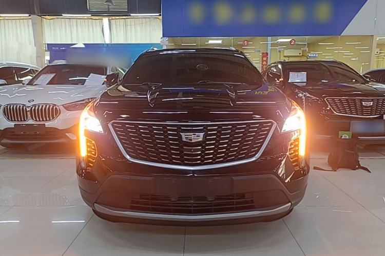 Cadillac XT4 2020 — фото 2