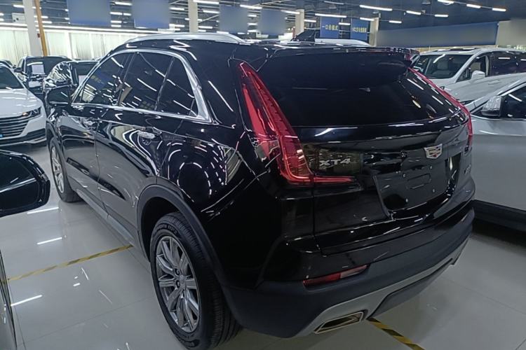 Cadillac XT4 2020 — фото 4