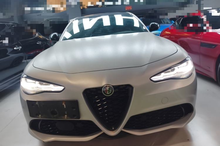Alfa Romeo romeo giulia 2023 — фото 2