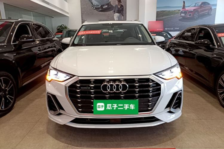 Audi Q3 2023 — 2