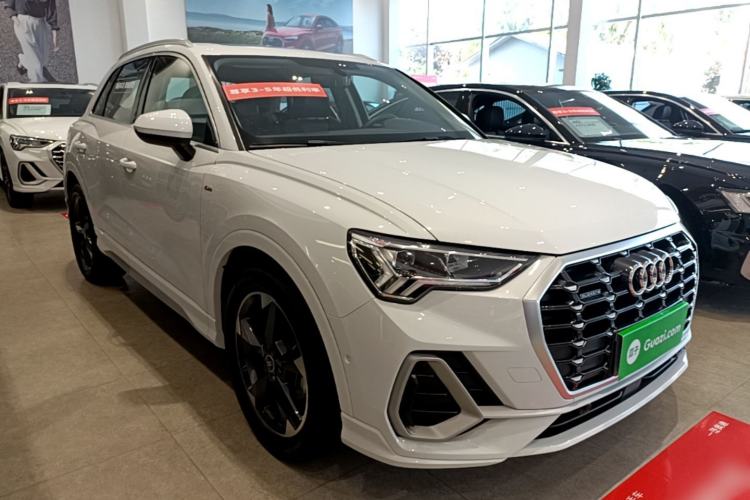 Audi Q3 2023 — 3