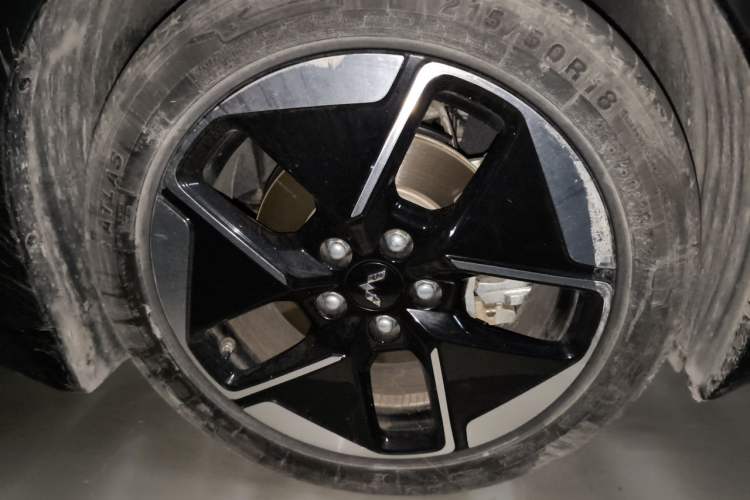 Wuling Xingguang 2023 — 5