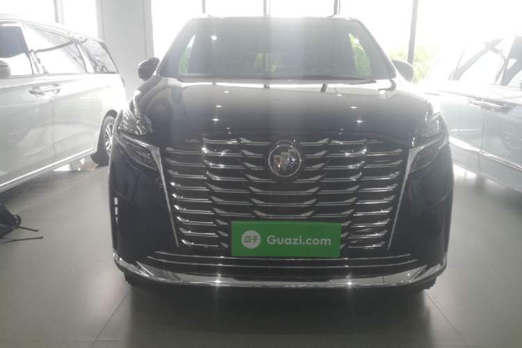 Buick GL8 2020 — 2