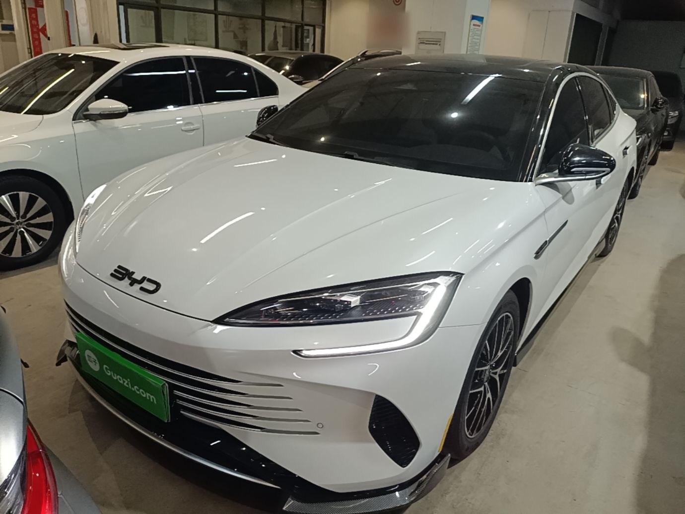 BYD Seal 2023 — фото 1