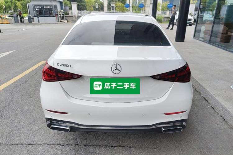 Mercedes-Benz C 260 L 2024 — 5