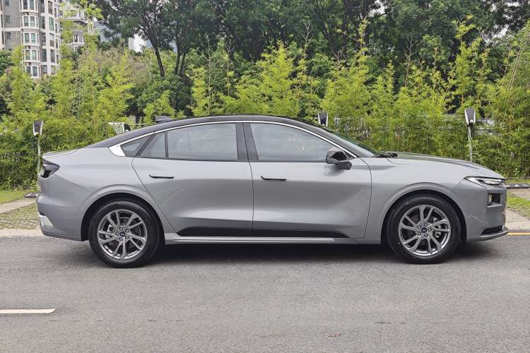 Ford Mondeo 2023 — 4