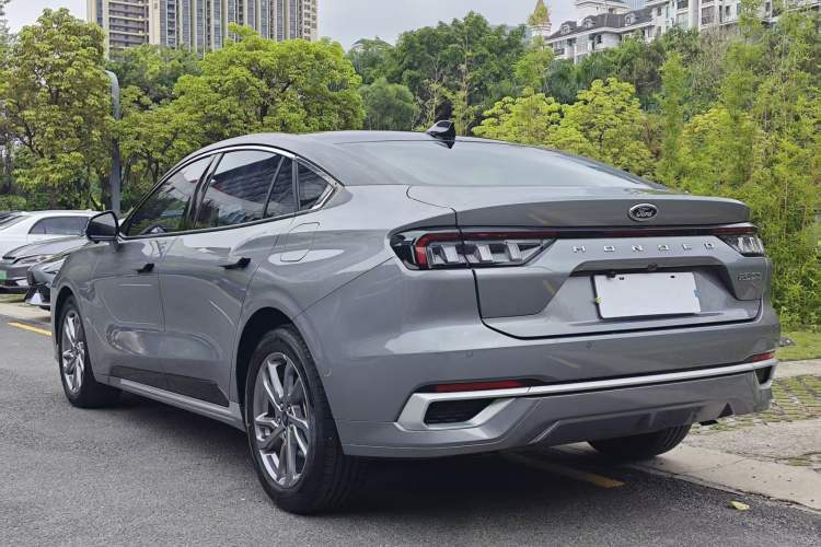 Ford Mondeo 2023 — 5