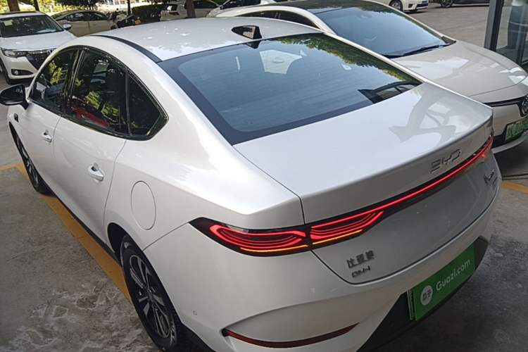 BYD Qin PLUS 2025 — фото 4