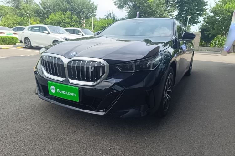 BMW i5 2025 — фото 1