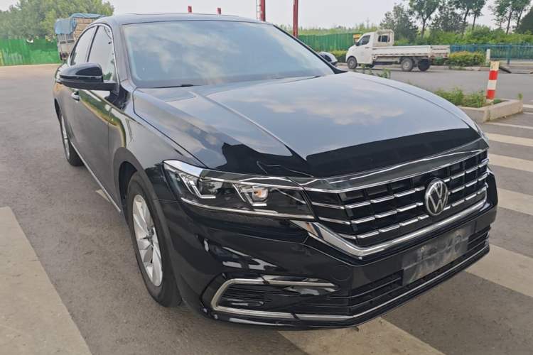 Volkswagen Passat 2021 — 3