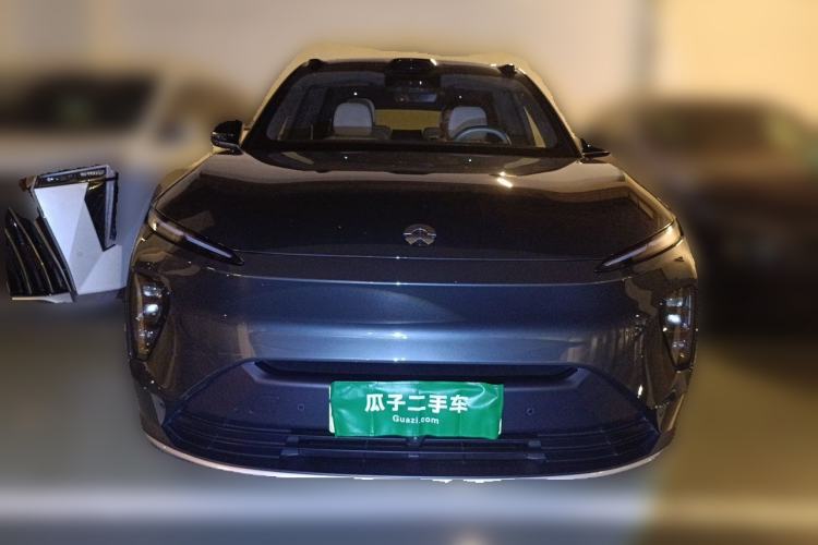 NIO ES8 2023 — 2