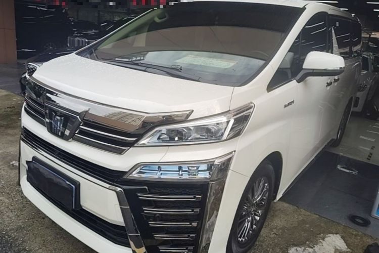 Toyota Vellfire 2021 — фото 1