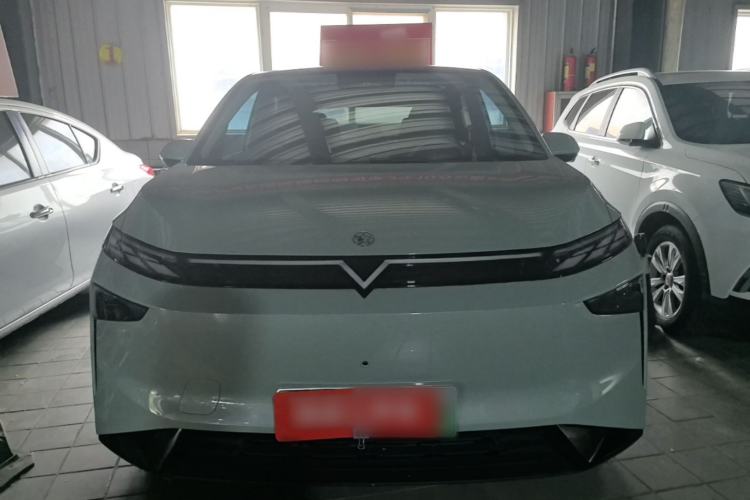 Venucia VX6 2025 — 2