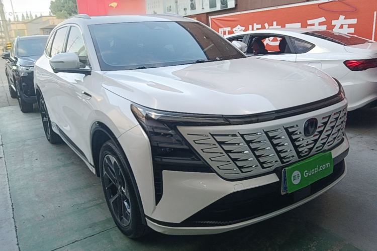 ChangAn CS75 PLUS 2025 — фото 3