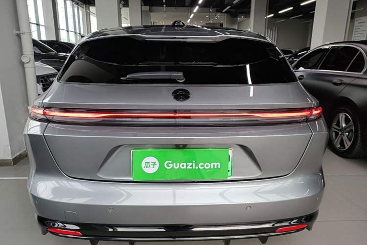 NIO ET5T 2025 — 5