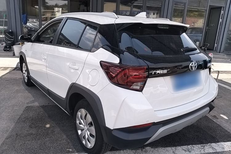 Toyota Yaris 2021 — 4