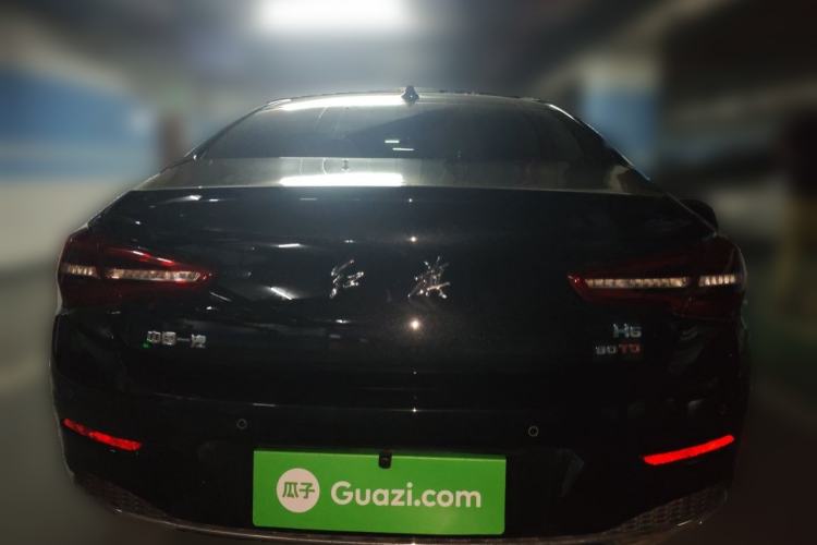 Hongqi H5 2022 — 3