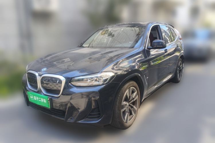 BMW iX3 2022 — фото 1
