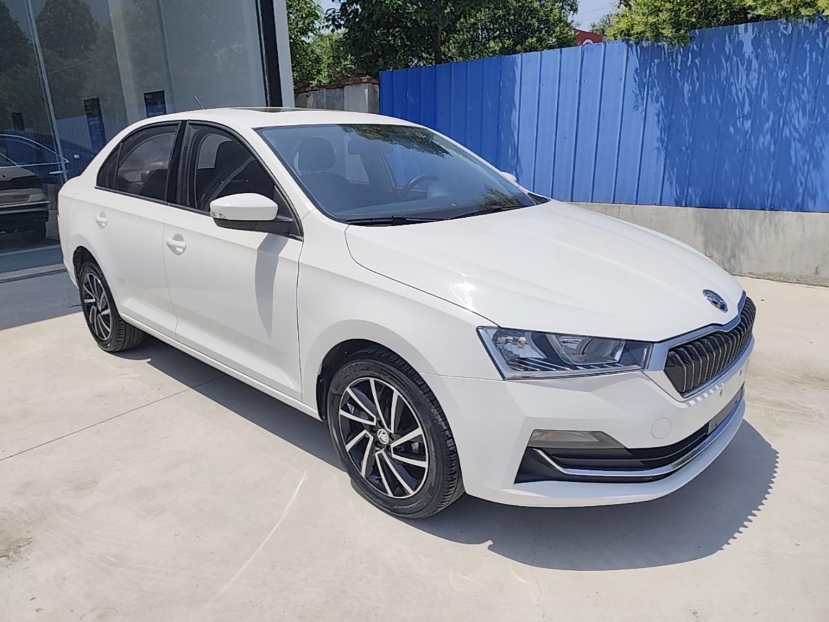 Skoda Rapid 2022 — фото 3