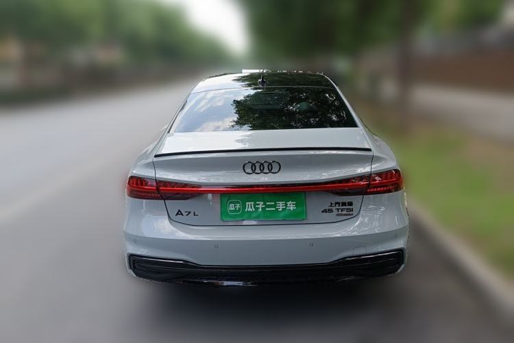 Audi A7L 2024 — фото 3