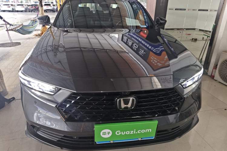 Honda Accord 2023 — 2