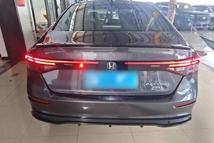 Honda Accord 2023 — 5