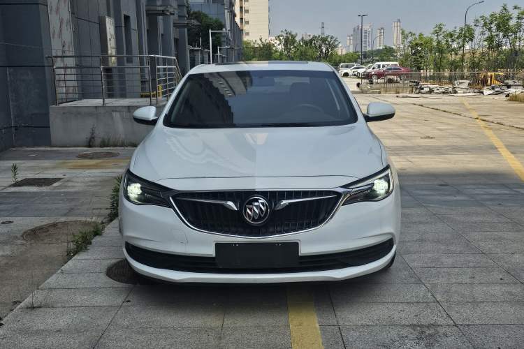 Buick GT 2021 — 2