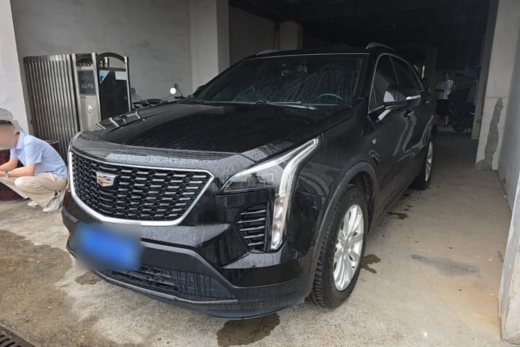 Cadillac XT4 2020 — фото 1
