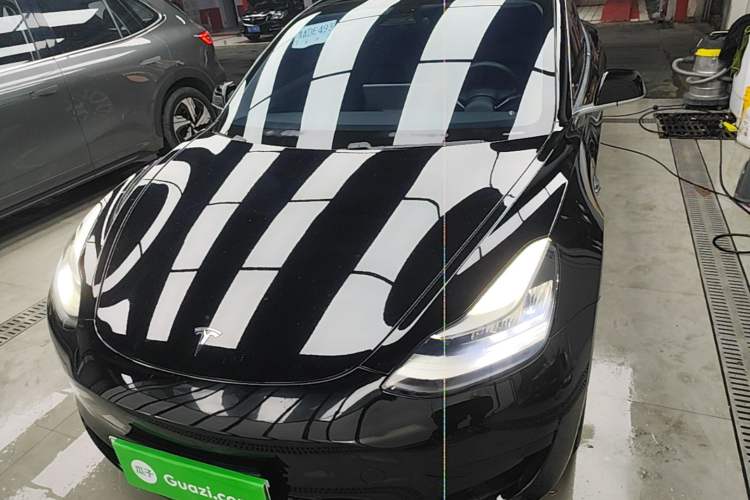 Tesla Model 3 2020 — 2