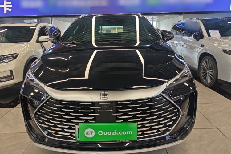 BYD Tang 2025 — 2