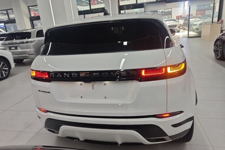 Land Rover rover range rover evoque 2023 — фото 5
