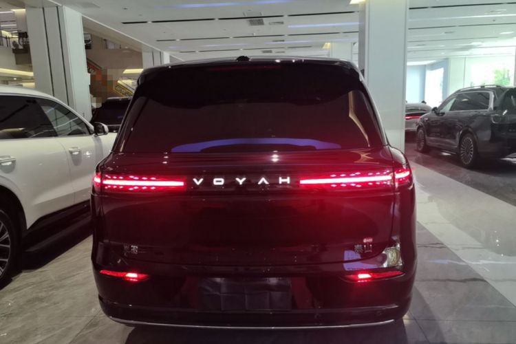 Voyah Titan 2026 — 5