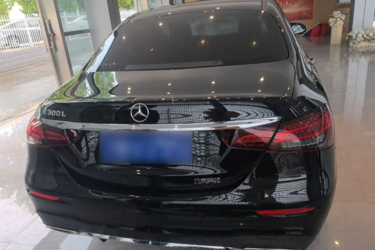 Mercedes-Benz E 300 L 2022 — 5