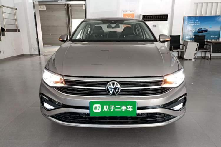 Volkswagen Bora 2023 — 2