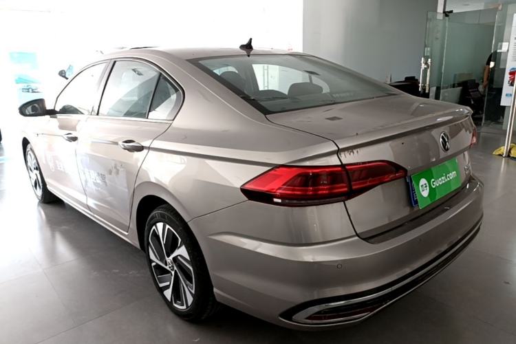 Volkswagen Bora 2023 — 4