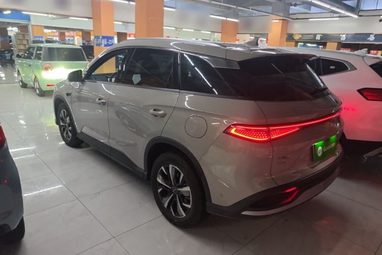 BYD Sealion 05 2025 — 4