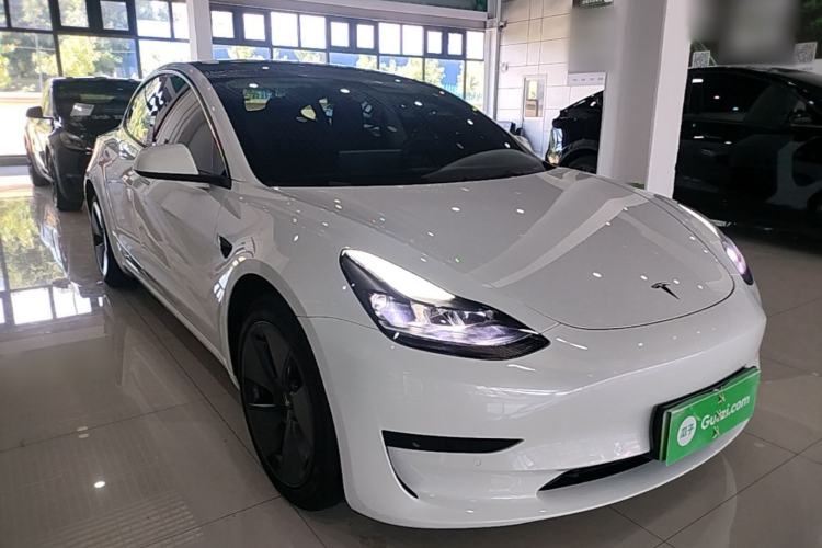 Tesla Model 3 2022 — 3